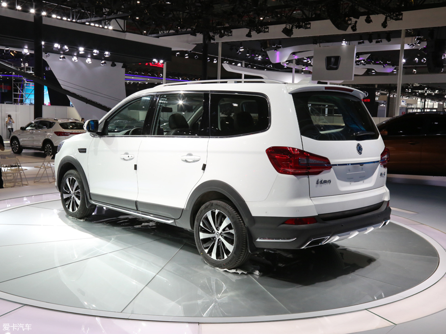 東風(fēng)風(fēng)行2017款景逸X6