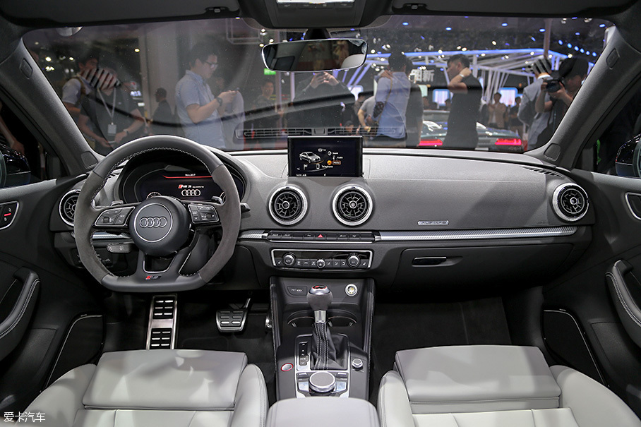 2017上海車(chē)展；靜評(píng)；實(shí)拍；奧迪RS3 Limousine