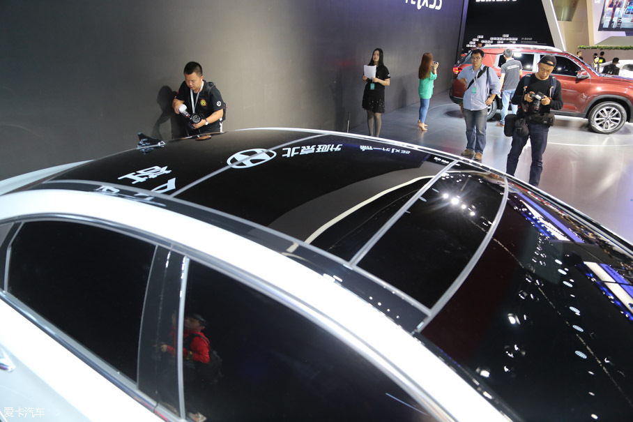 北京現(xiàn)代2017款索納塔九