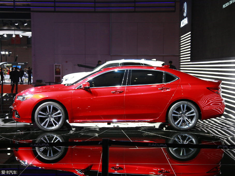 2017上海車展；靜評；實拍；廣汽謳歌TLX-L