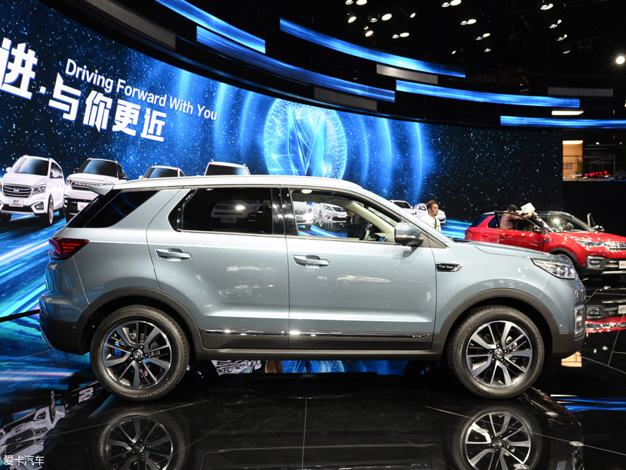2017上海車展；靜評(píng)；實(shí)拍；長(zhǎng)安CS55
