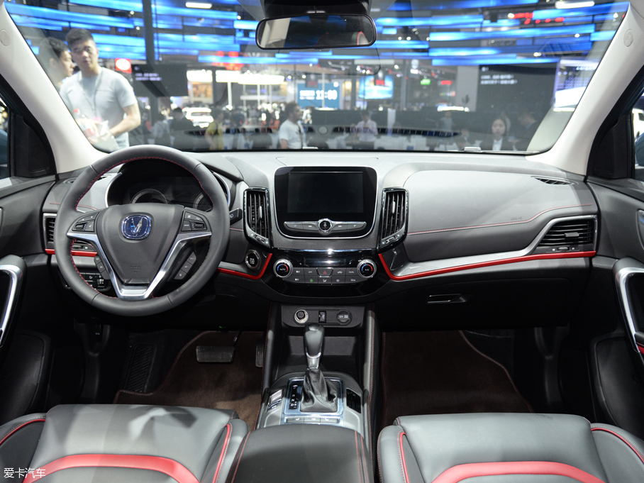 2017上海車展；靜評；實拍；長安CS55