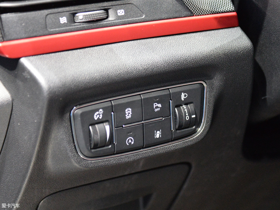 2017上海車展；靜評；實拍；長安CS55