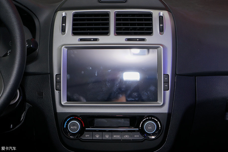 2017成都車展；靜評；實拍；東風悅達起亞；華騏；華騏