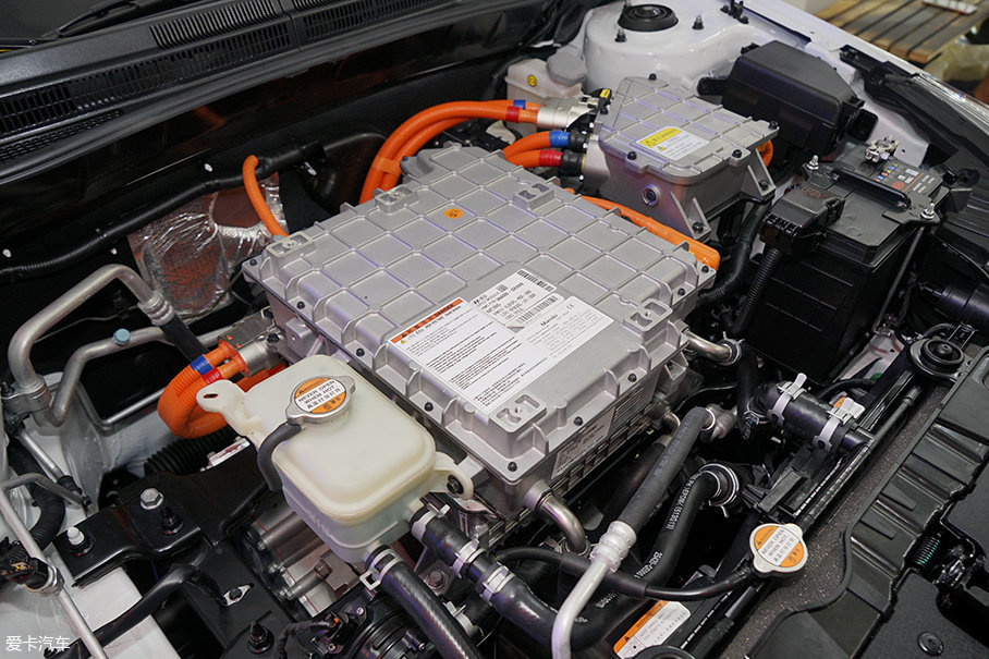 2017成都車展；靜評；實拍；東風悅達起亞；華騏；華騏