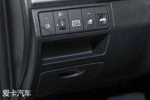 2017成都車展；靜評；實拍；東風悅達起亞；華騏；華騏