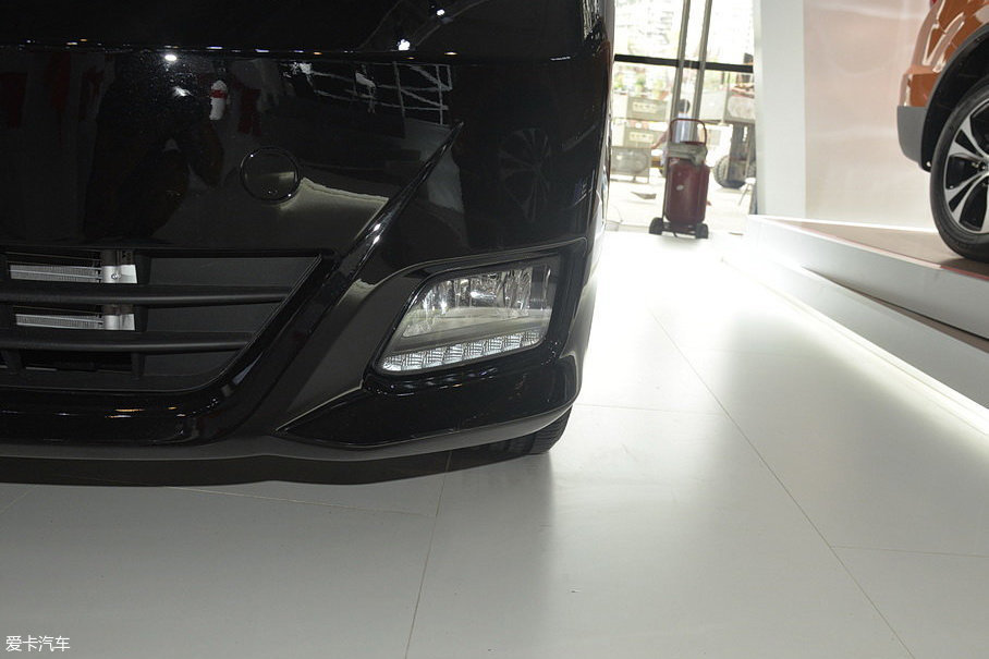 2017成都車展;靜評;實拍;野馬汽車斯派卡