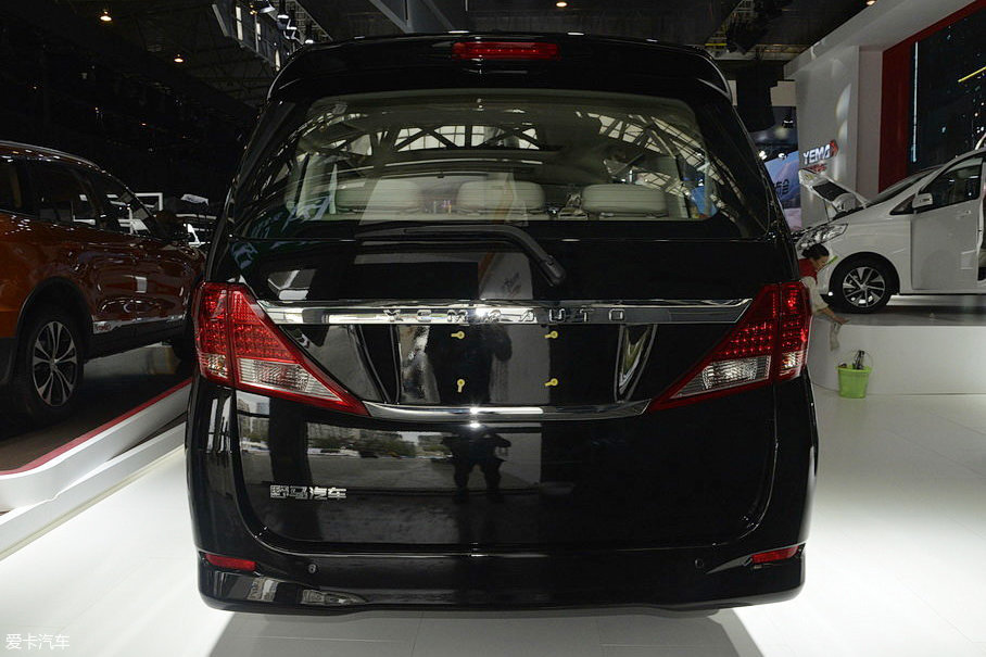 2017成都車展;靜評;實拍;野馬汽車斯派卡