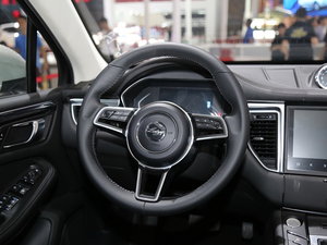 2017�̩SR9 �Ϻ�܇չ