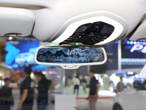 2017�̩SR9 �Ϻ�܇չ