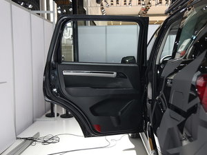 2017L(fng)X8 Ϻ܇(ch)չ