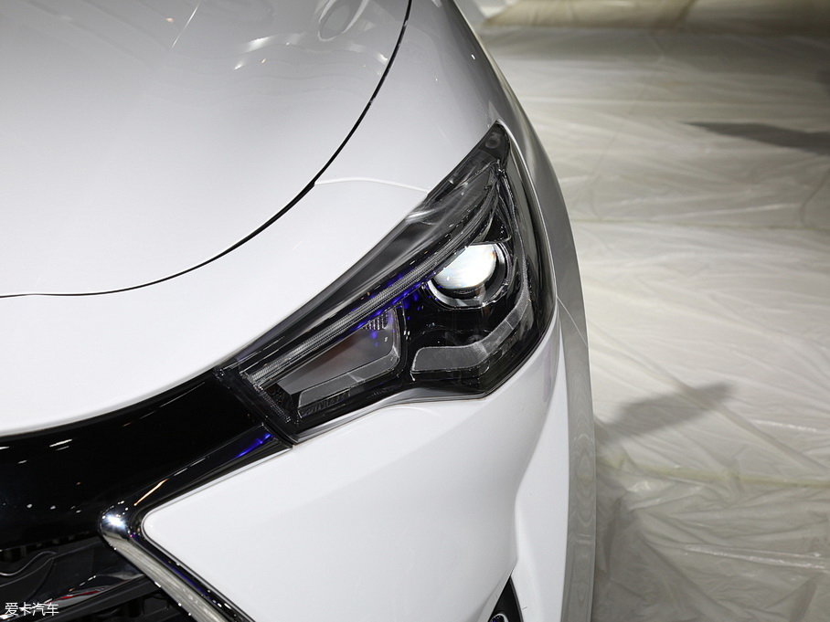 2017�����LS7 