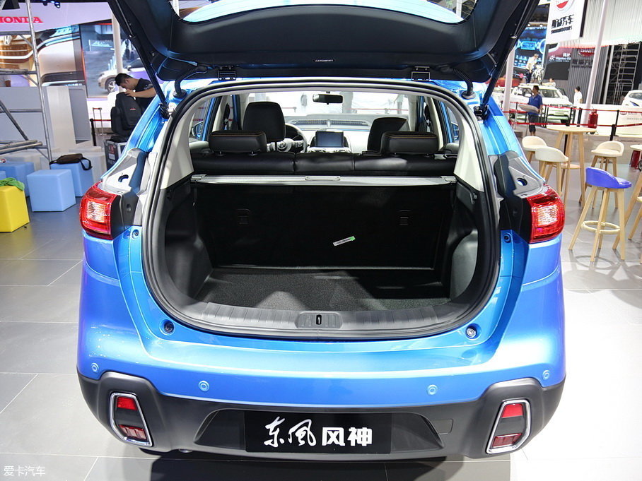 東風風神2017款風神AX4