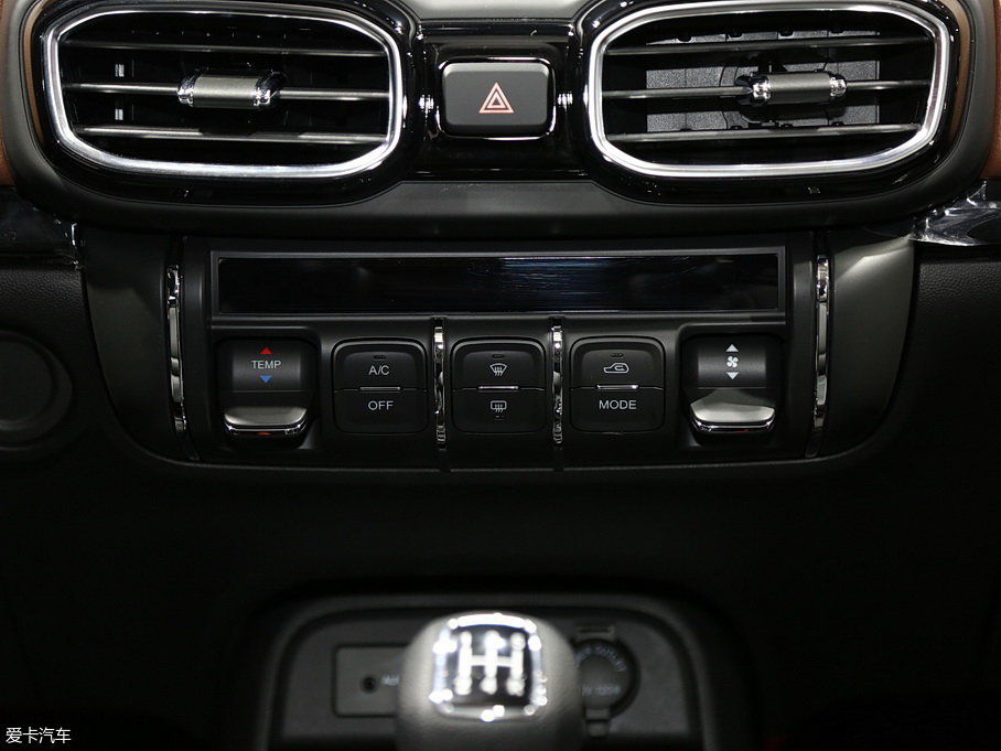 東風風神2017款風神AX4