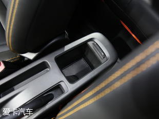 東風風神2017款風神AX4