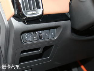 東風風神2017款風神AX4