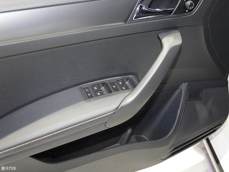 2017��Crossɣ���{ 