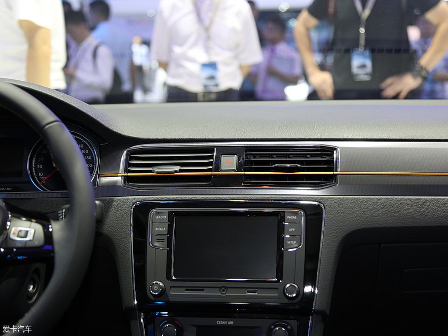 2017��Crossɣ���{ 