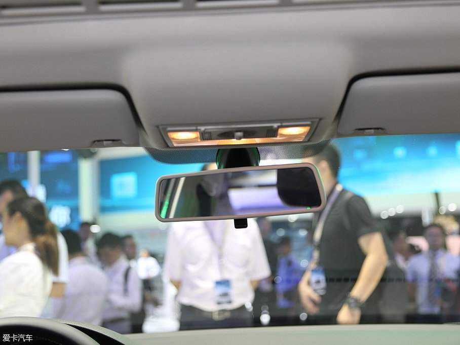 2017��Crossɣ���{ 