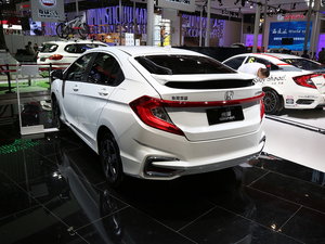 2017(jng)?c)?Ϻ܇չ