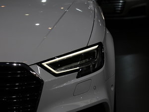 2017µA3 Sportback Ϻչ