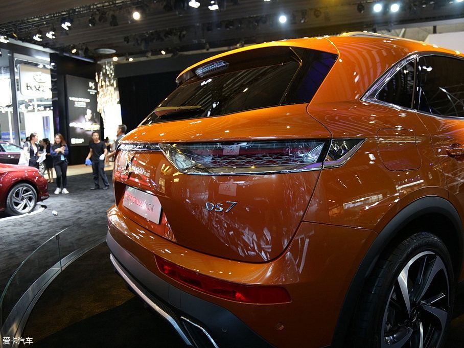 2017DS 7() 