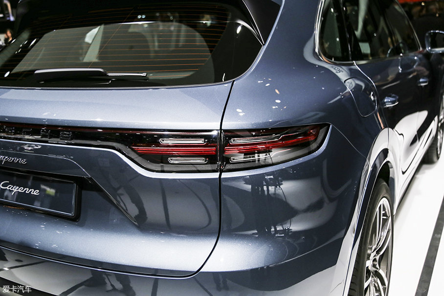 全新保時捷卡宴