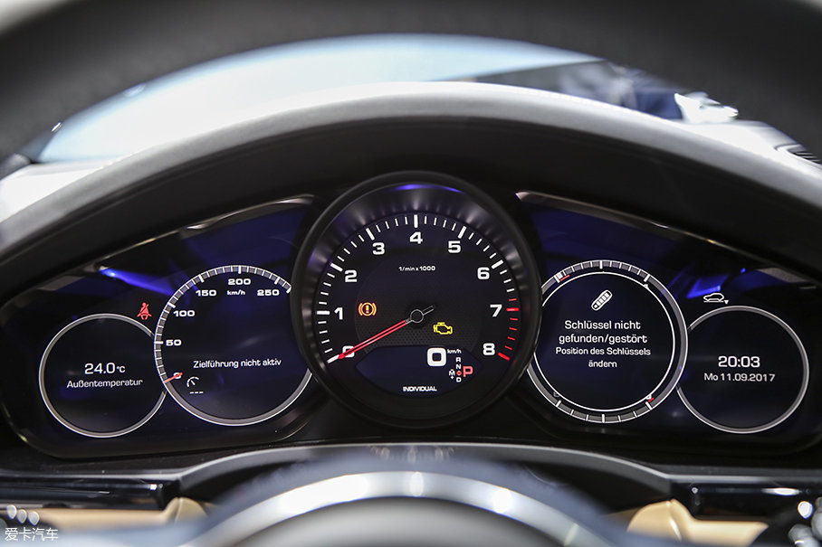 全新保時捷卡宴