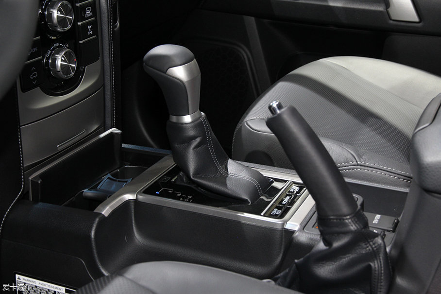 新款豐田普拉多