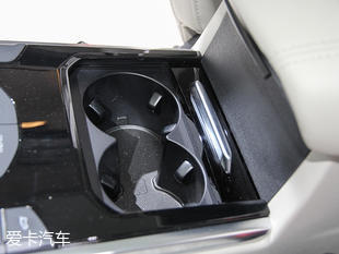长城WEY P8混动SUV