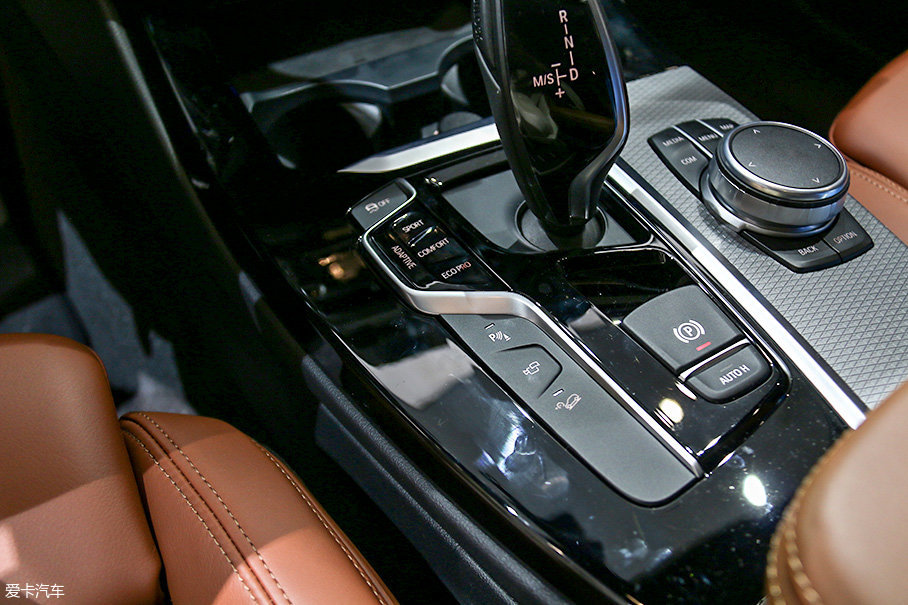 2017年法蘭克福車(chē)展；靜評(píng)；實(shí)拍；寶馬X3 M40i