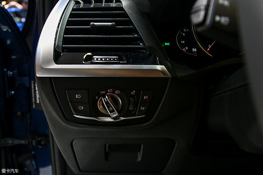 2017年法蘭克福車(chē)展；靜評(píng)；實(shí)拍；寶馬X3 M40i