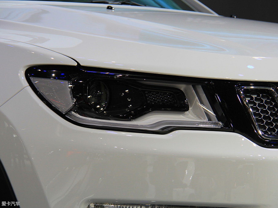 廣汽菲克2017款指南者