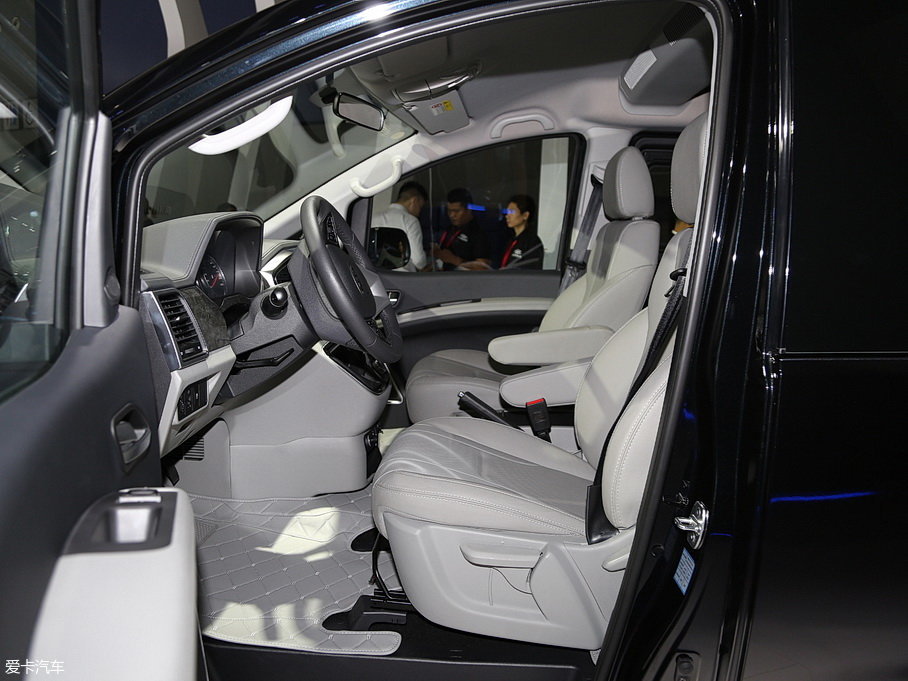 2018L(fng)M4 HBτ(dng) 