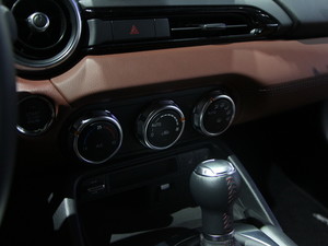 2017R_MX-5 Ϻ܇չ