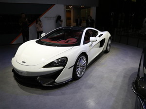 2017���~�P��570GT �Ϻ�܇չ