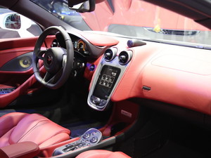 2017���~�P��570GT �Ϻ�܇չ