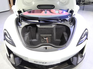 2017���~�P��570GT �Ϻ�܇չ