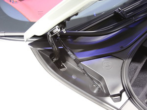 2017���~�P��570GT �Ϻ�܇չ