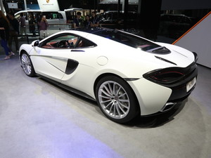 2017���~�P��570GT �Ϻ�܇չ