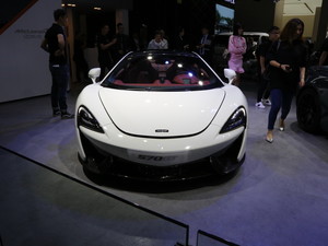 2017���~�P��570GT �Ϻ�܇չ