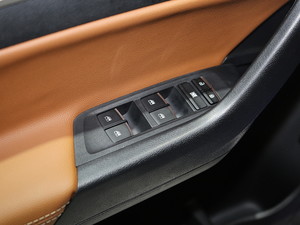 2017ͨMAXUS T60 Ϻ܇չ