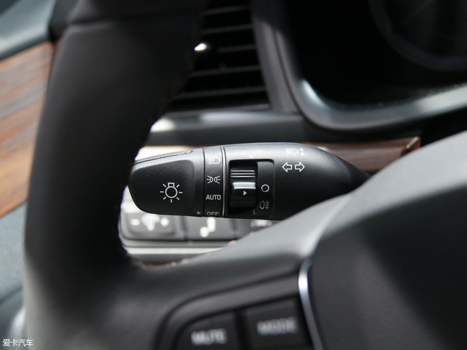 2018�����{����늻�� 