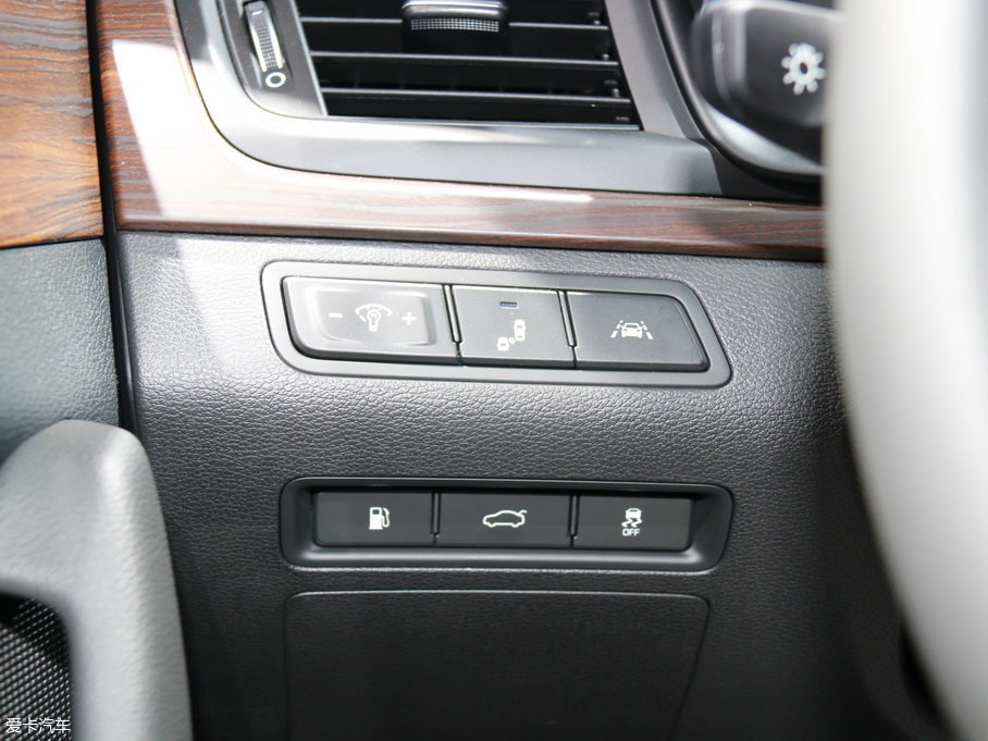 2018�����{����늻�� 