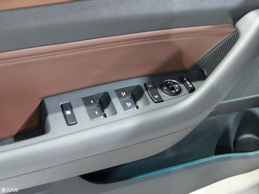 2018�����{����늻�� 