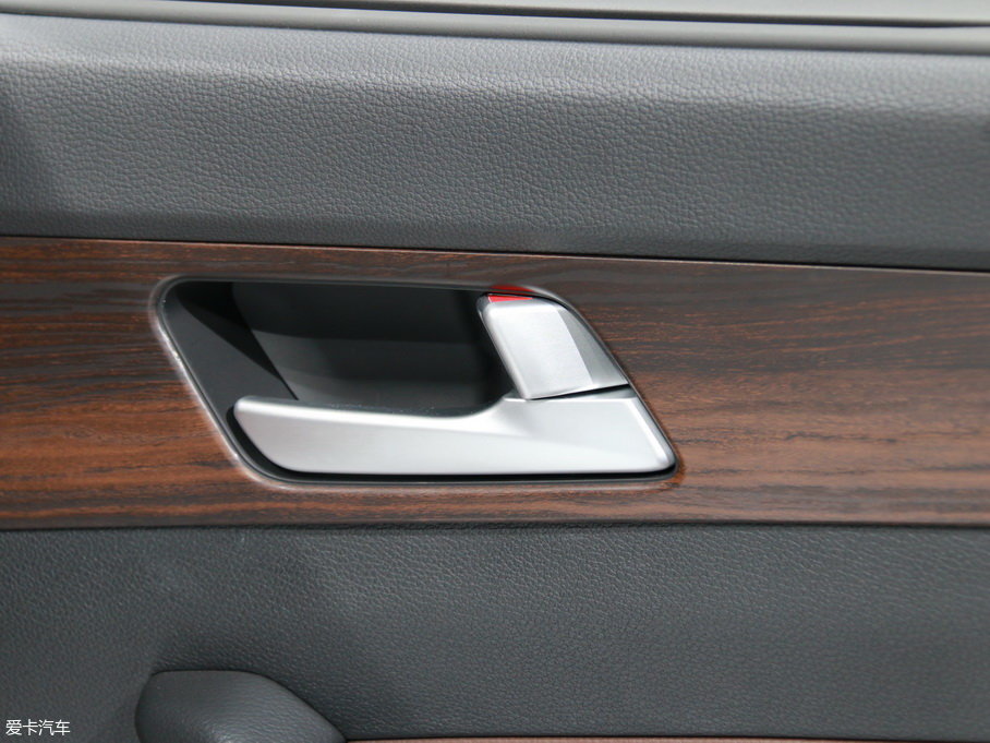 2018�����{����늻�� 