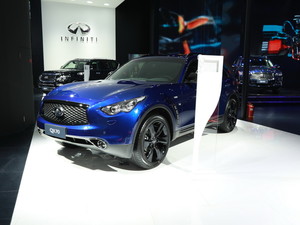 2017ӢQX70 Ϻ܇չ