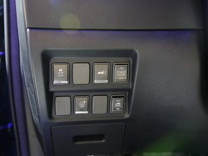 2016ӢQX60(M) Ϻ܇չ