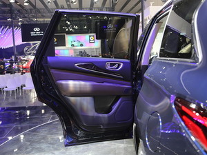 2016ӢQX60(M(jn)) Ϻ܇չ