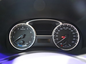 2016ӢQX60(M) Ϻ܇չ